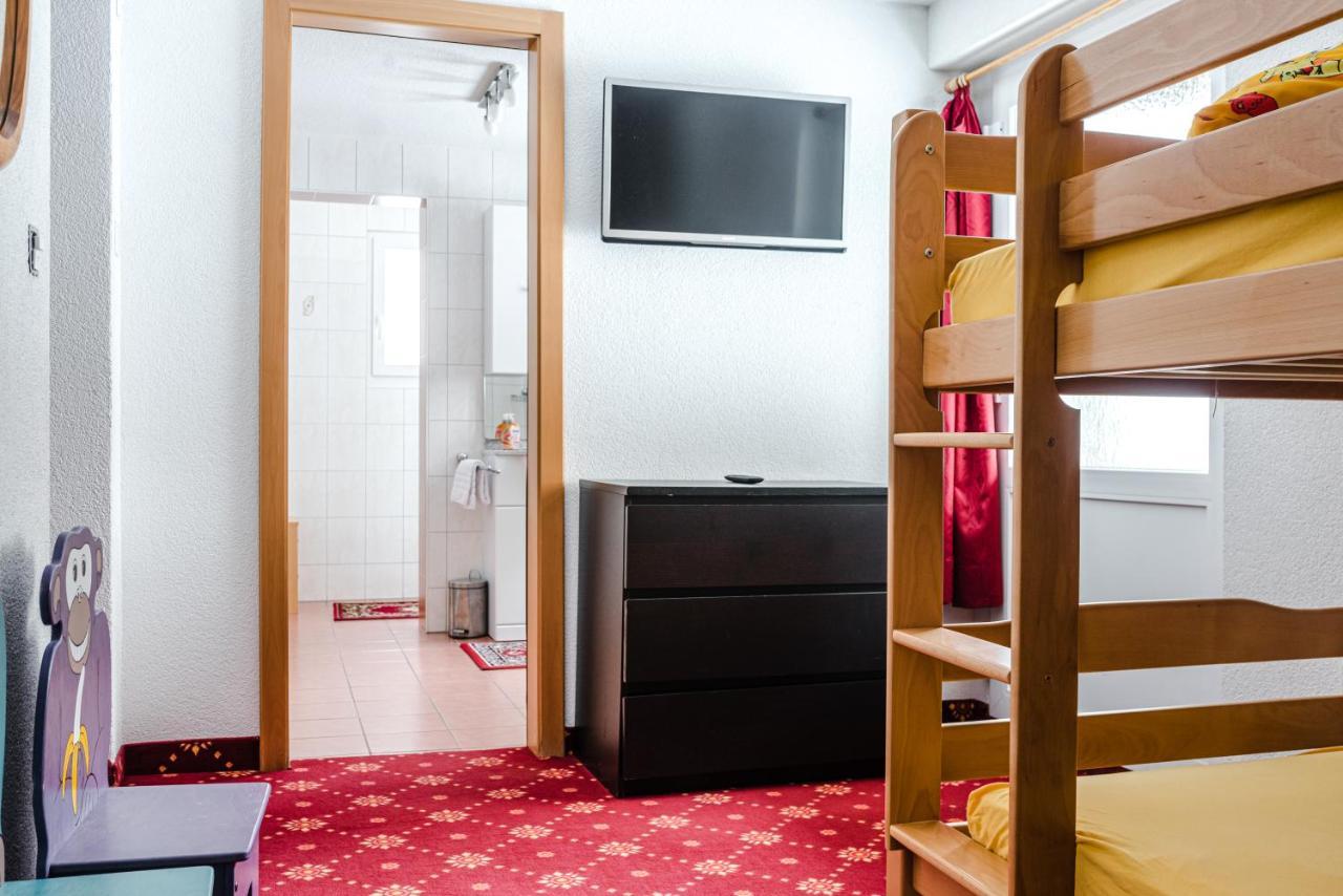 גראצ'ן Family Hotel Desiree מראה חיצוני תמונה